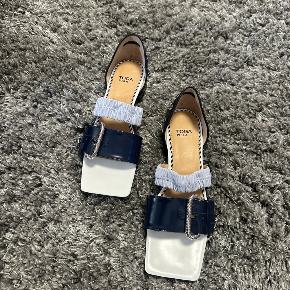 Toga Pulla NWOT